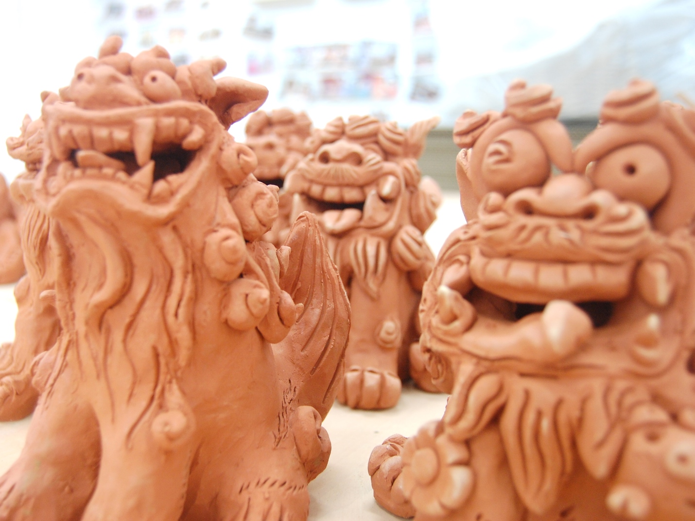 陶器なので細かい表情も作る事が出来ます♪