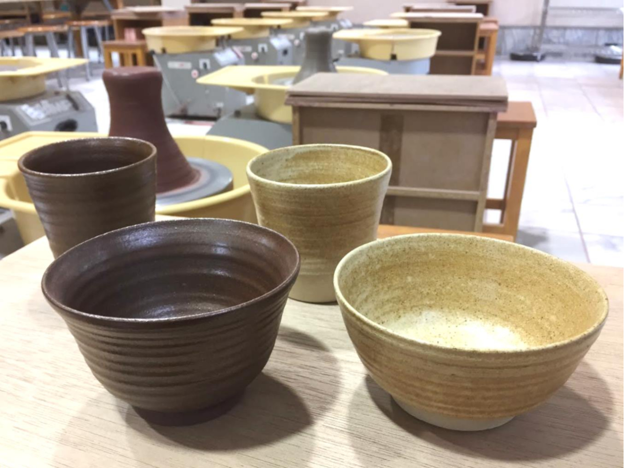 ̌ɓy̐FIׂ܂BiԓyAŷǂ炩ł̑̌łB1̌ŗ̓ygp邱Ƃ͏o܂j