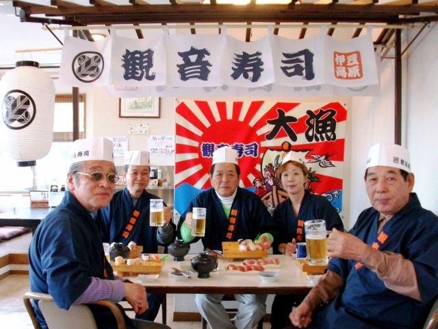 寿司といえば、ビールですよね〜