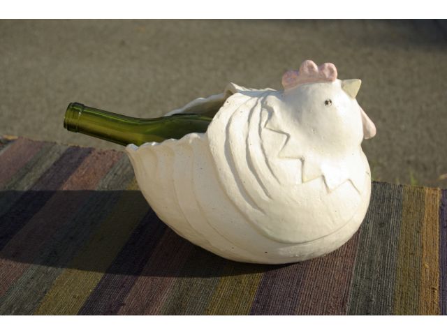 生徒さんの作品です。冷たいワインをどうぞ。