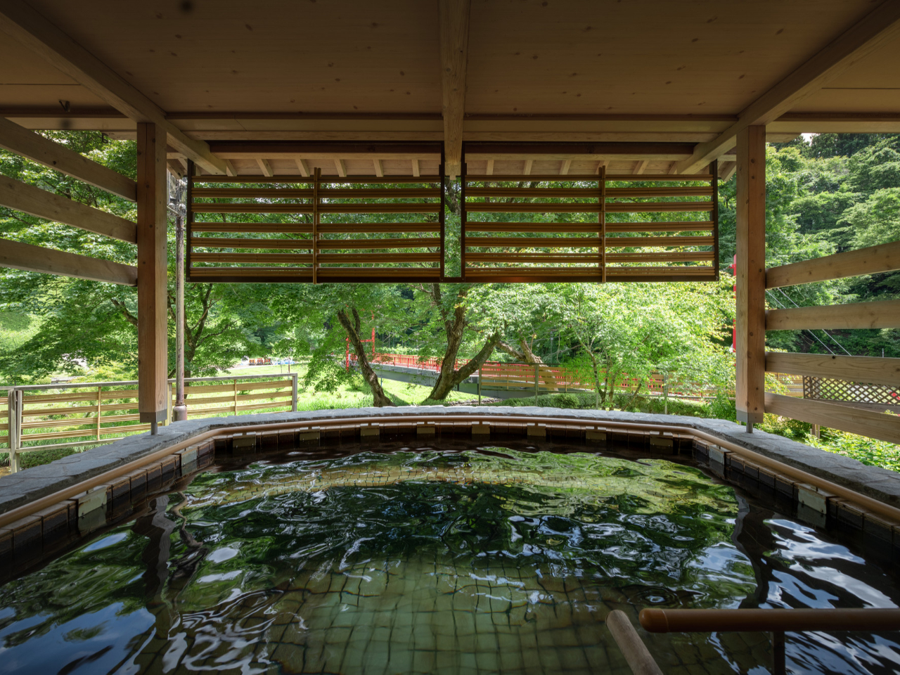 R̓ IVCuV̓Ev@1m`1m30cm̐[AvJvJV̒ŉi܂B 