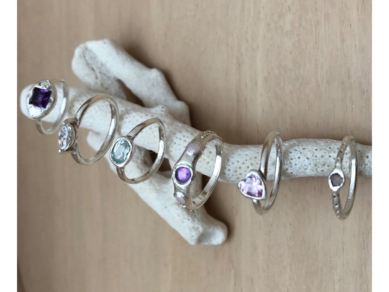 同時焼成出来るジルコニア(合成石)も使えます。