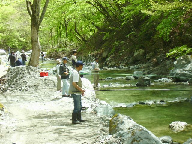渓流釣り 午後券 赤久縄 じゃらん遊び体験 渓流釣り 午後券 赤久縄 じゃらん遊び体験