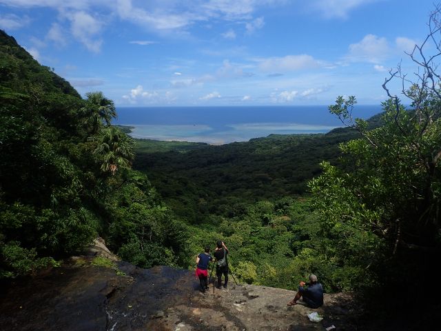 絶景!鳩間島まで見えるかな?