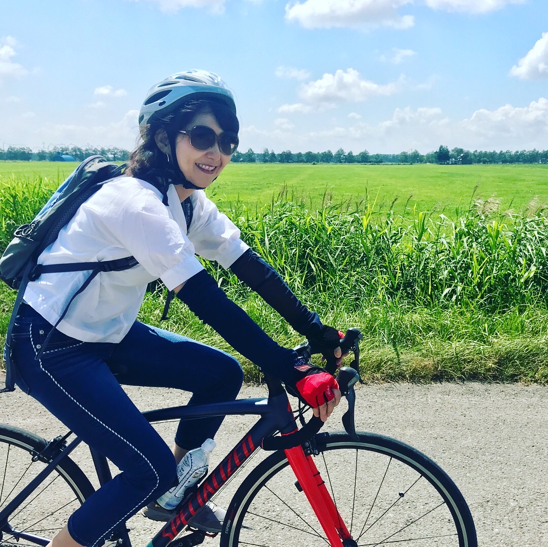 普段、ママチャリしか乗ったことがないお母さんも初めてのロードバイク