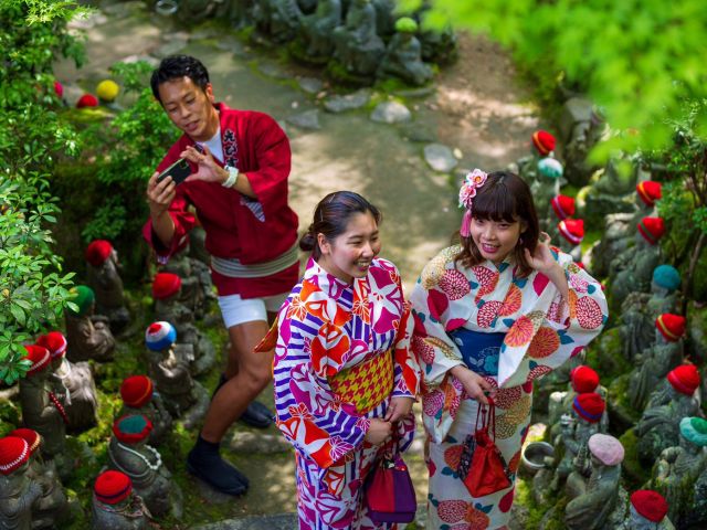 拝観中は写真撮影もお任せください(^^♪