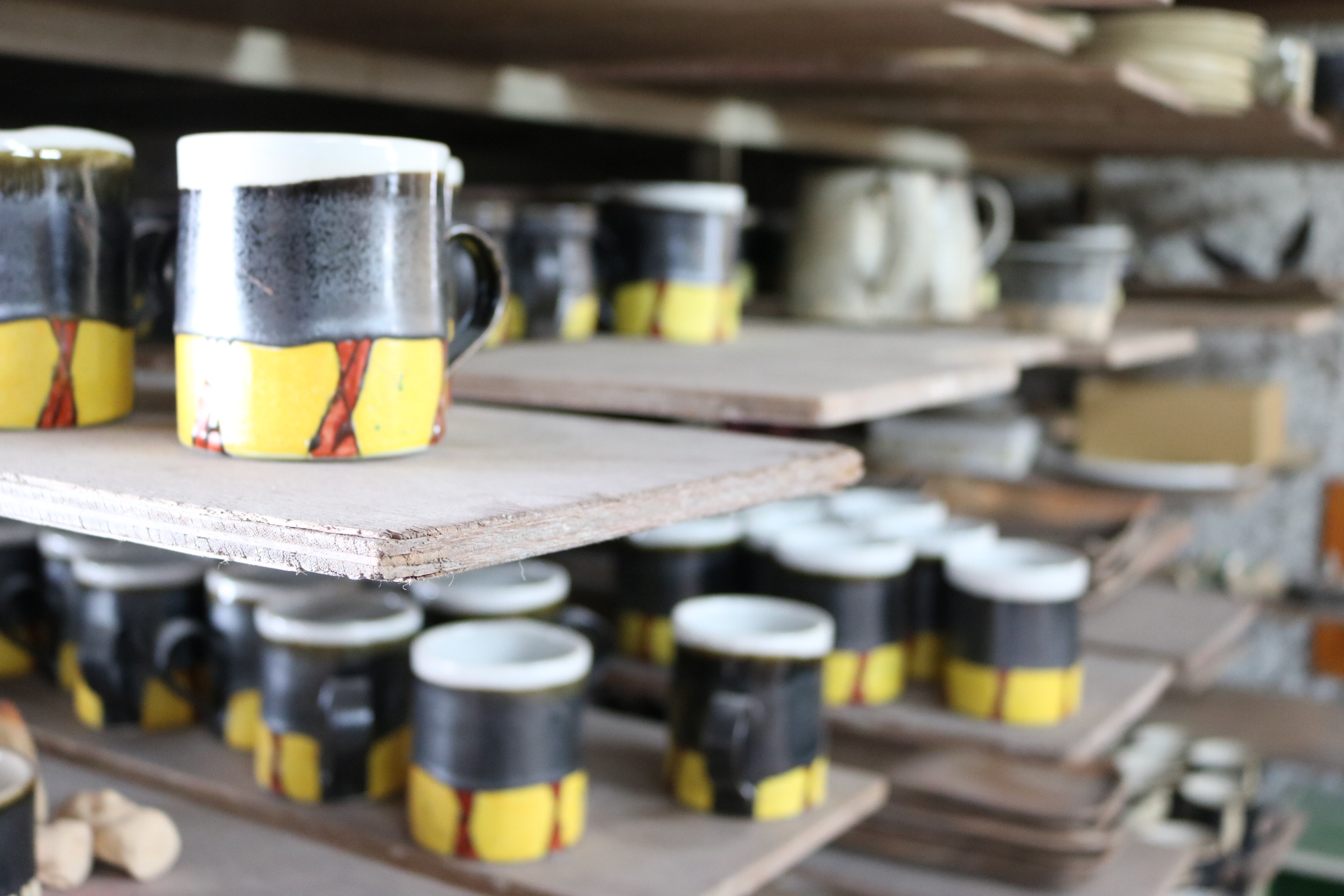 「皆空窯」は2005年放送のドラマ「優しい時間」の舞台として実名で登場しています。ドラマのなかで拓郎(二宮和也)が作ったマグカップをあなたも作ってみませんか