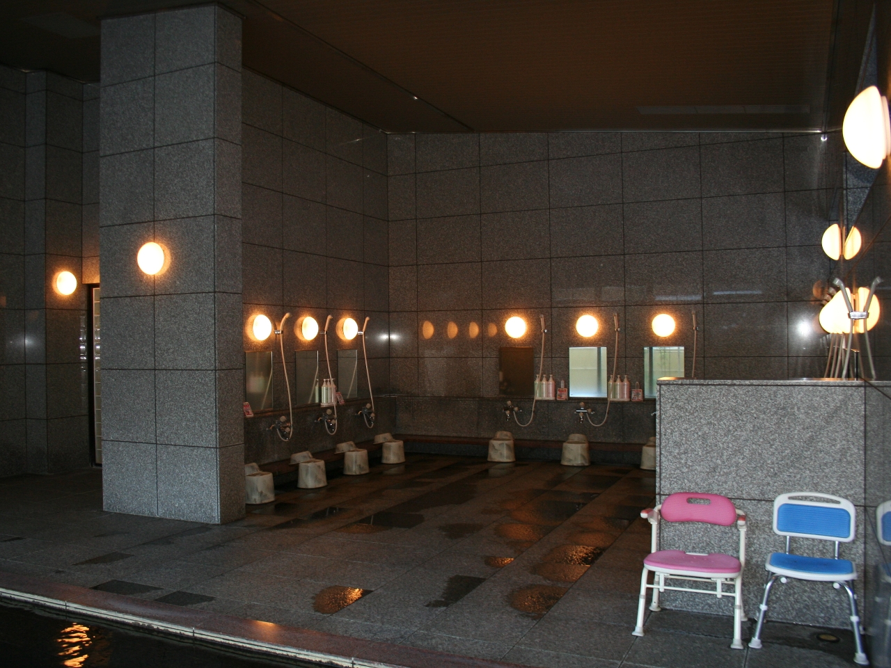 大浴場 貸切12:00から14:30の間