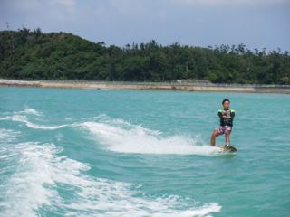 ウェイクボード&シュノーケリング体験