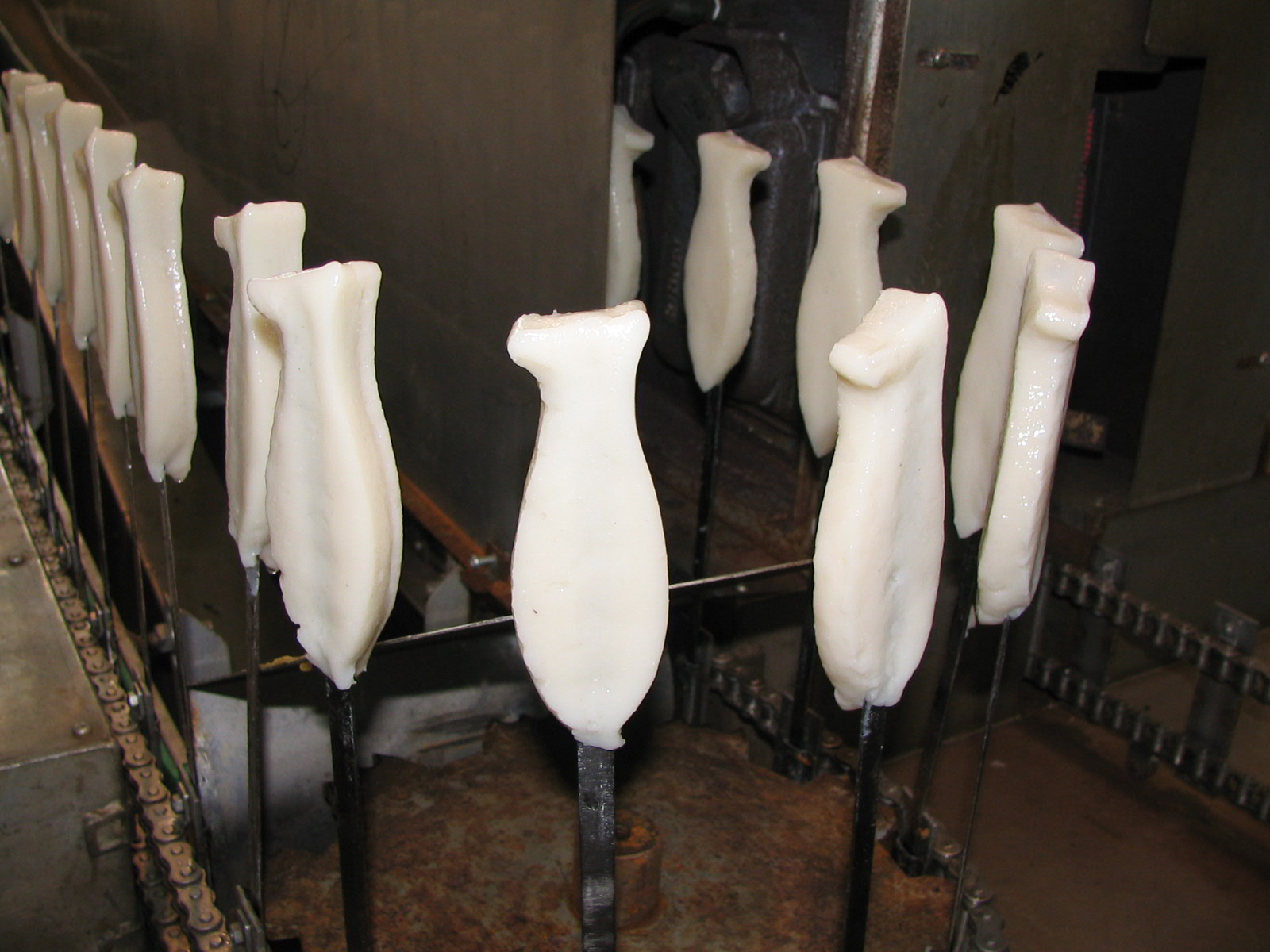 焼きかまぼこは好きな形を作っていただけます!