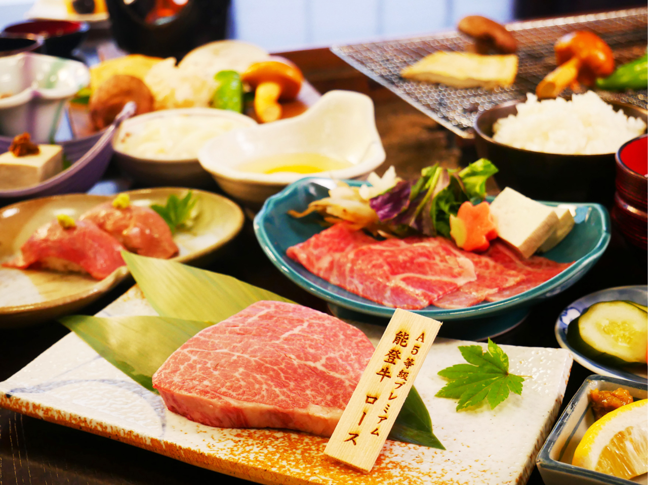 【昼食付き日帰りプラン】能登牛づくし炭火焼きランチ＆客室個室休憩7時間【貸切風呂...