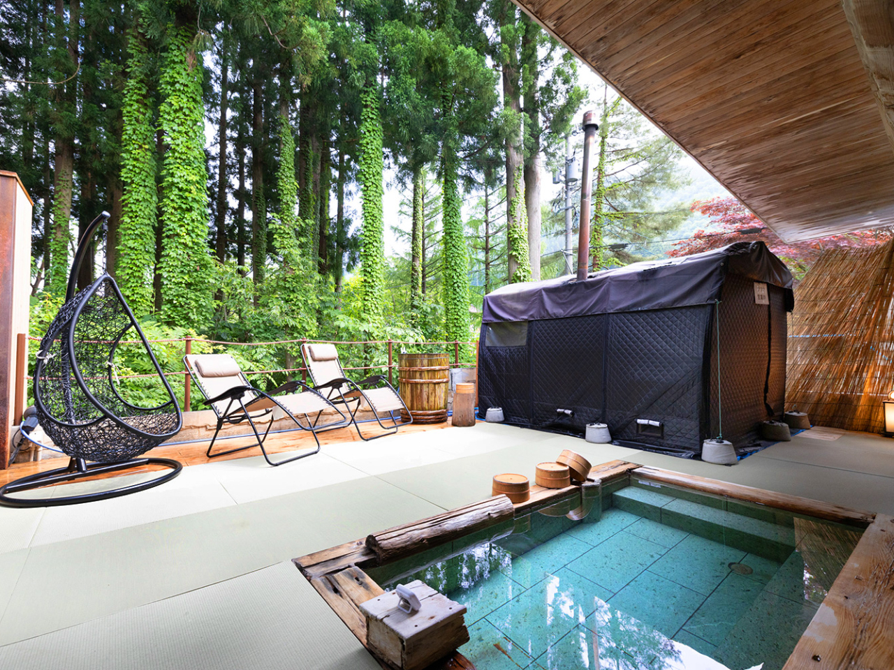 TEiɂ̓egTEiA3̐CAOCXy[X̂ƂƂ̂`FAAV[Ă܂BO^ŉt̂߉J̓łp\łB