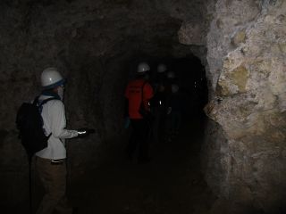 沖縄戦 戦跡ツアー ガマ入壕含む 沖縄戦跡国定公園 戦跡5か所巡り お1人様から 若手ガイドがご案内 ひめゆり資料館から約15分 これから沖縄戦学びたい方へ 自然体験学校 沖縄校 じゃらん遊び体験 沖縄戦 戦跡ツアー ガマ入壕含む 沖縄戦跡国定公園 戦跡5か所巡り お1人様から 若手ガイドがご案内 ひめゆり資料館から約15分 これから沖縄戦学びたい方へ 自然体験学校 沖縄校 じゃらん遊び体験