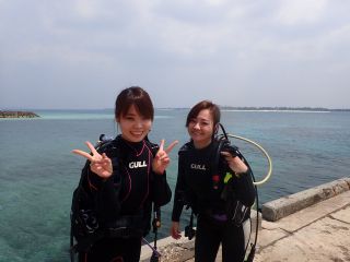 泳ぎが苦手な方でも、ビーチからのエントリーなので船酔いの心配なし