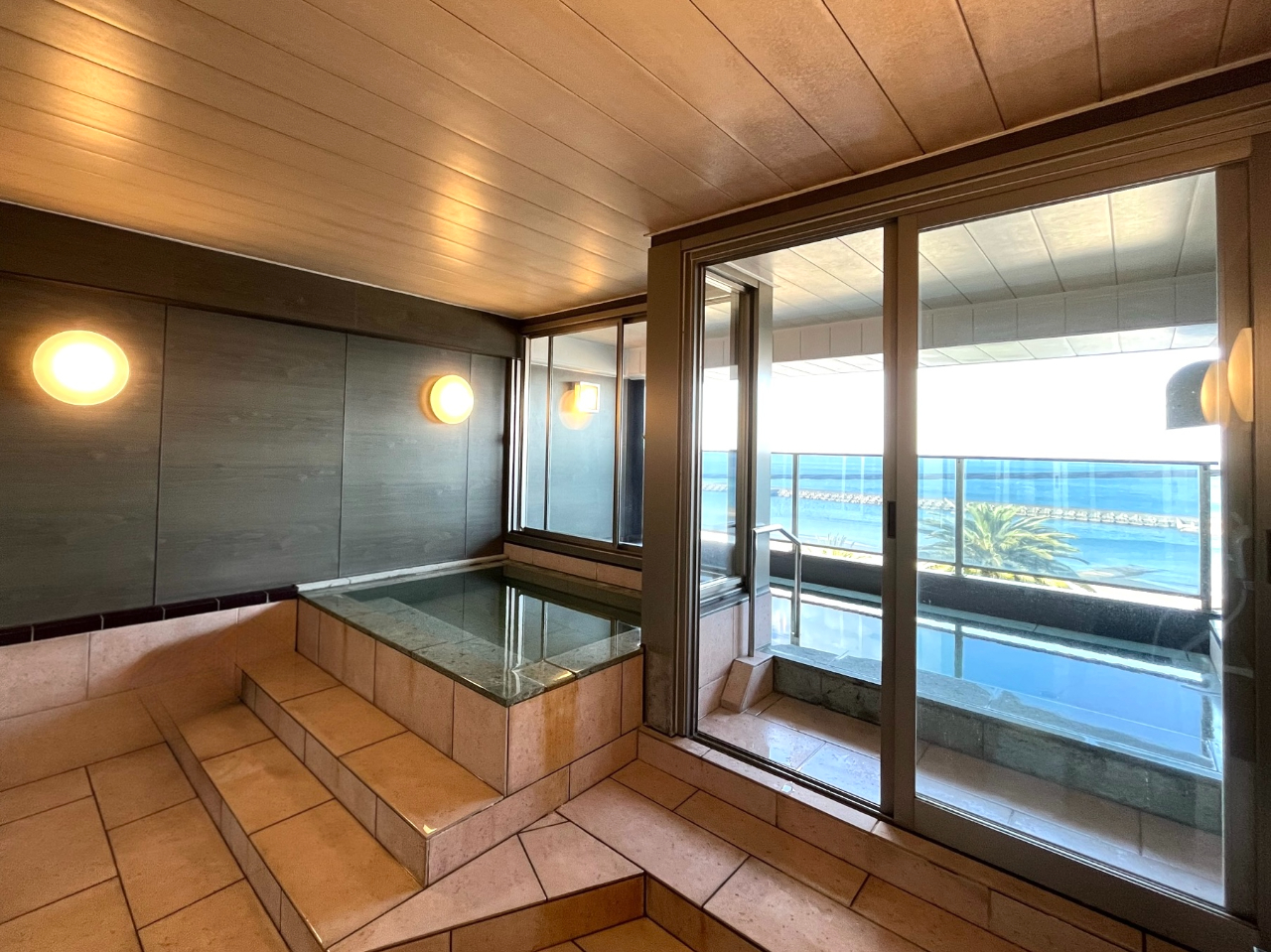 �u�����v����