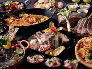 バラエティ豊かな夏の料理をご堪能ください