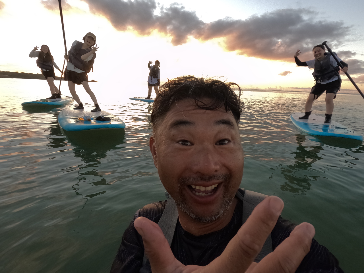 当日予約OK！恩納村発 真栄田岬 サンセットラウサップ ゴープロ撮影