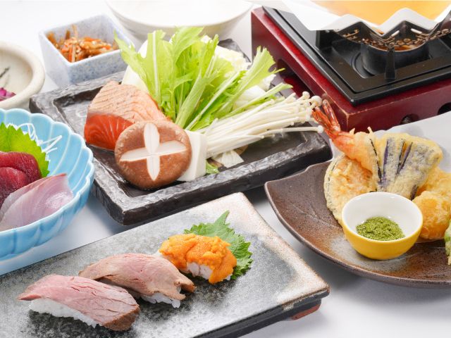 季節の御膳料理など豊富なメニューを揃えております(料理画像はイメージです)