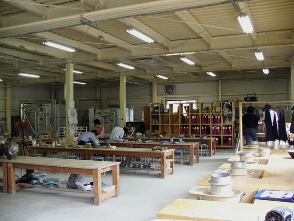 Xg݂̃VbvƂ͕ʓōL|܂Bт˂EGtEdNɂ̌o܂B