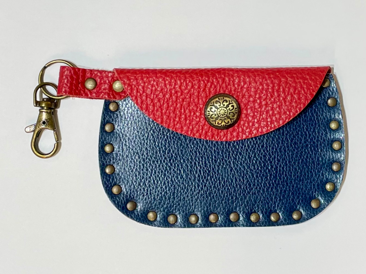 JV邾̃U[ǁA`[tɂĂȃIWił