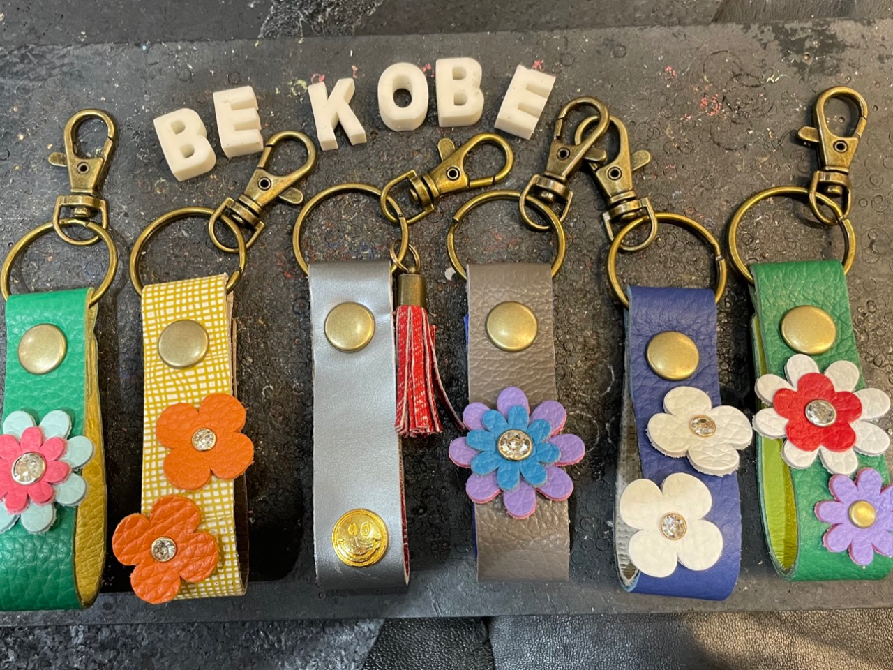 ���U�[�ƃf�U�C���{�^����v�̃��`�[�t��I���   �[���̎d�オ��ł�!