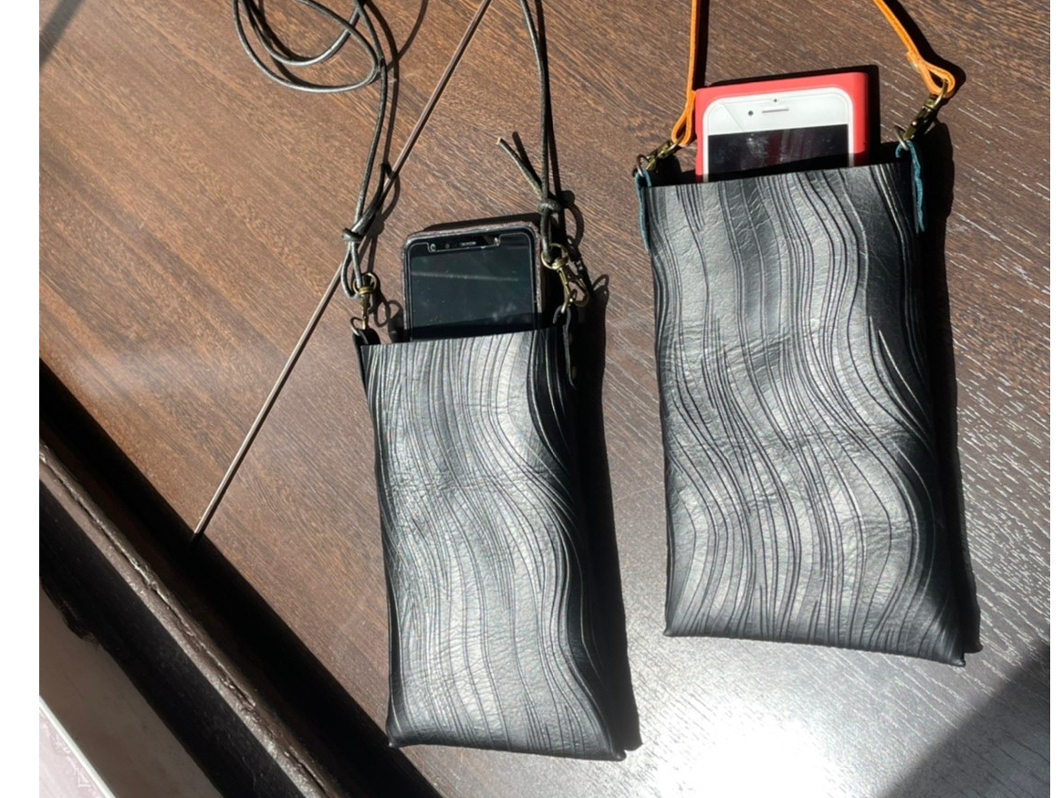 縫わないで作るスマホポシェット！】SPレザークラフト