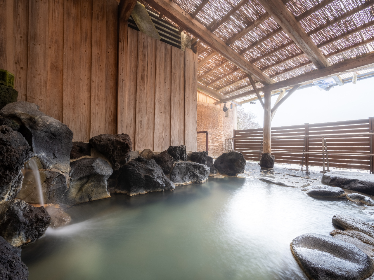 季節を感じることのできる露天風呂