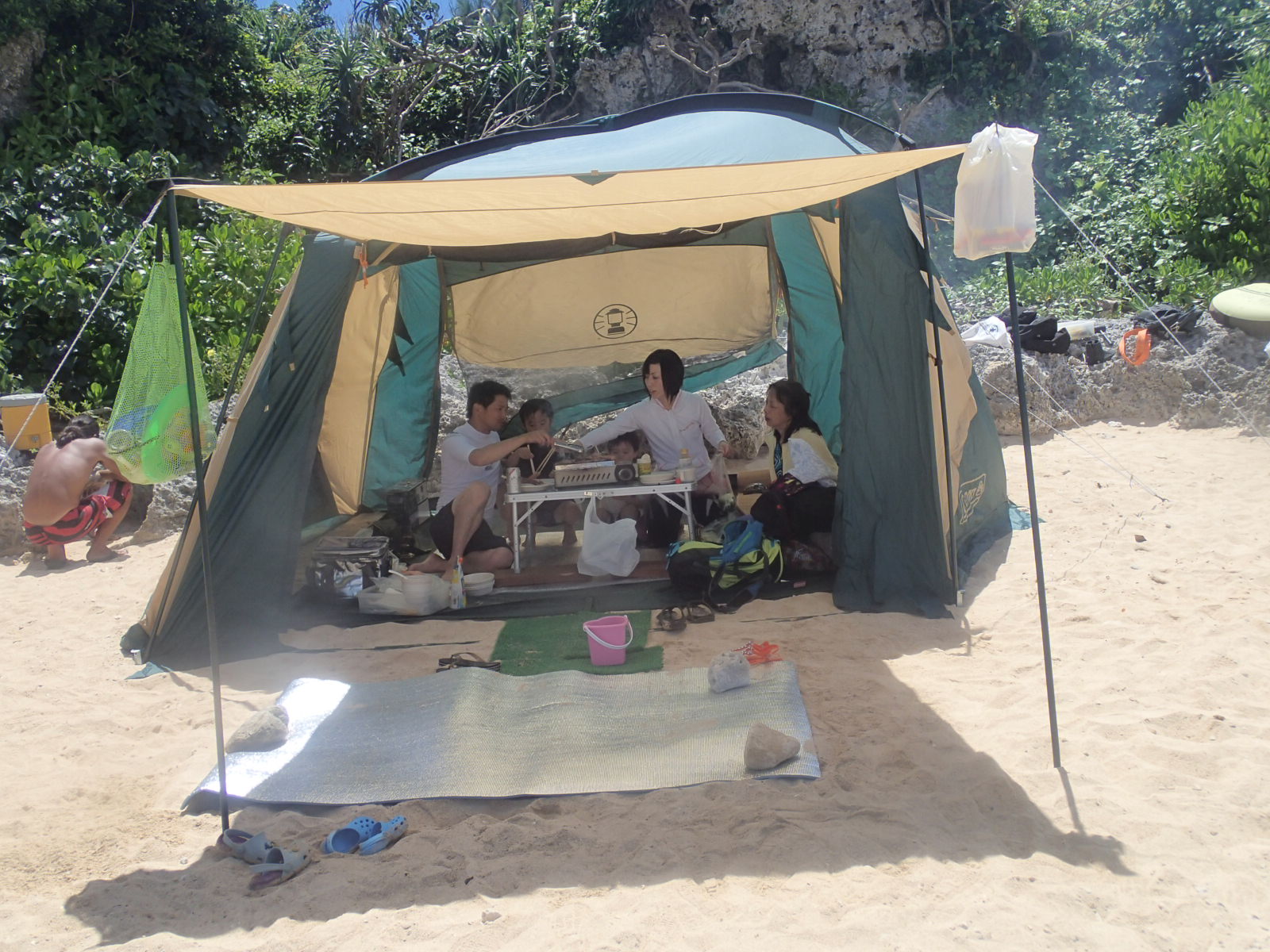 qlp^[t̂ŁAvCx[gԂBBQ𖞋ił܂