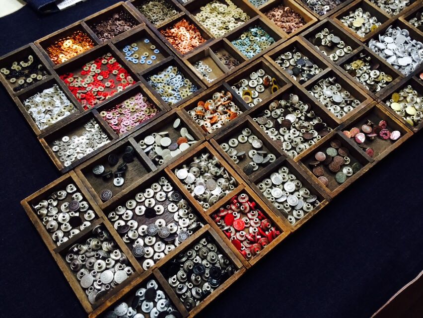 LxɎ葵ꂽ{^Exbg̒炨Cɓ`CXI