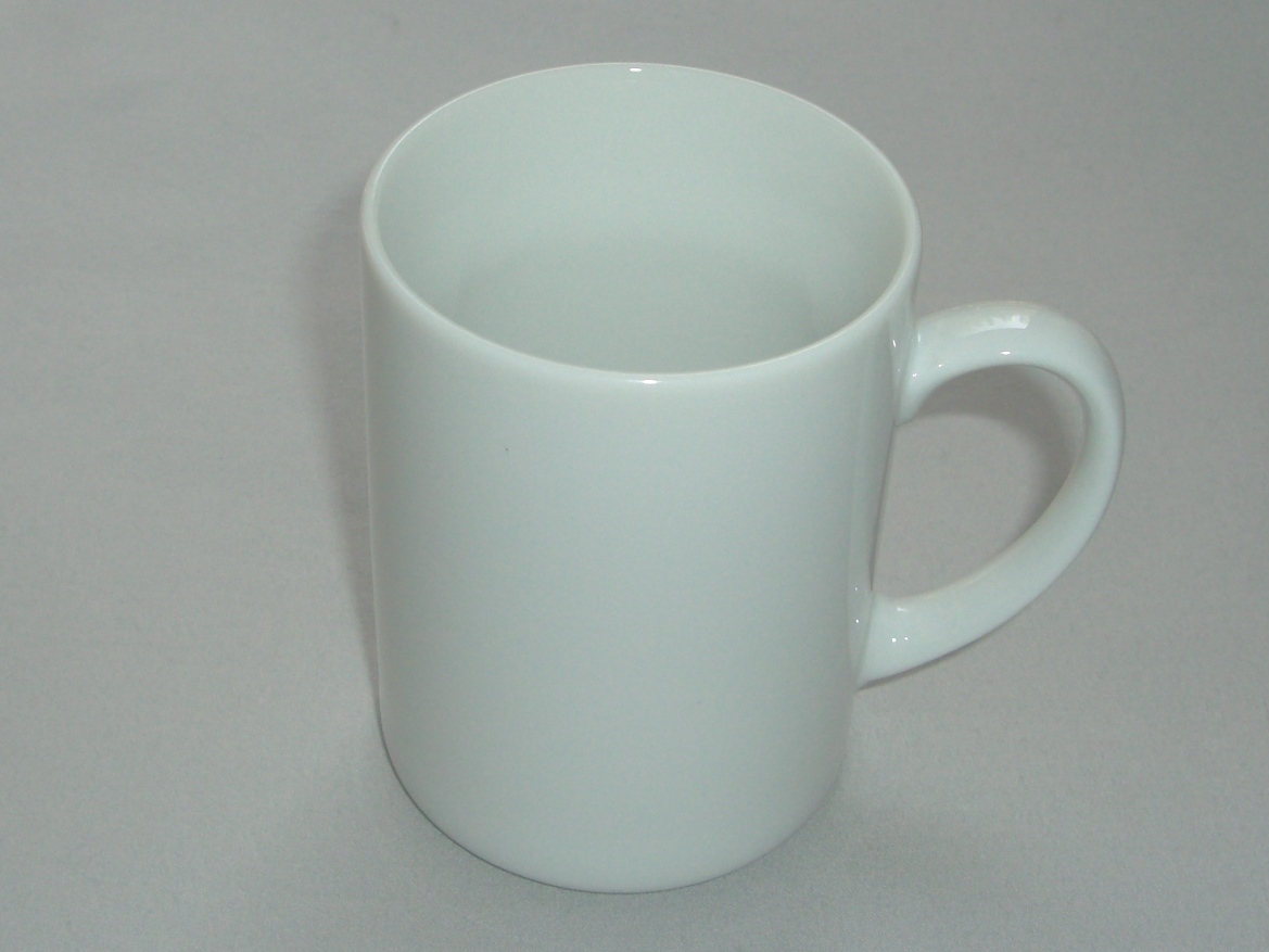 絵付け体験用マグカップ 40年以上の経験をもつ作家が親切に指導いたします