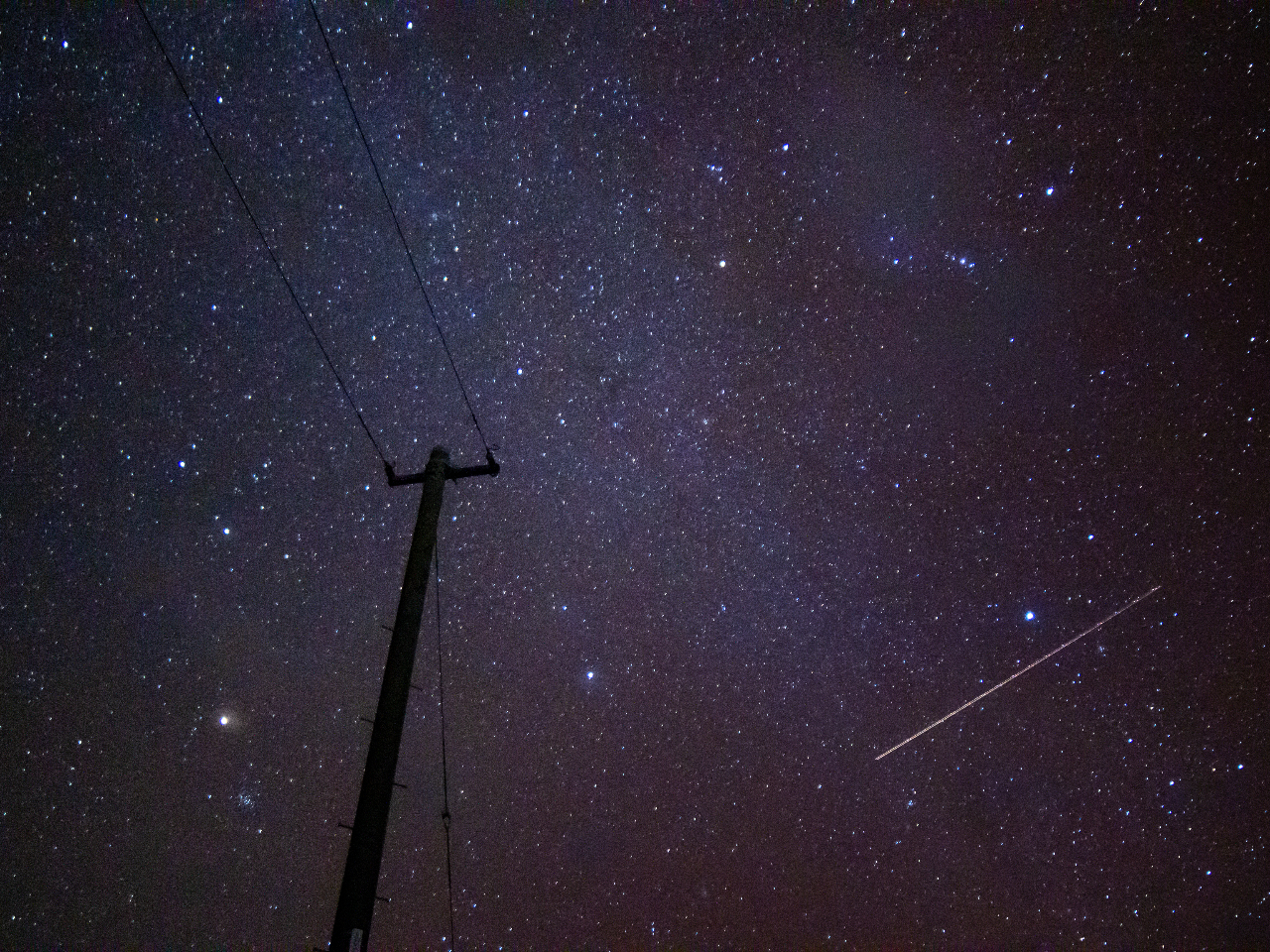 「波音と星空に包まれる夜。」