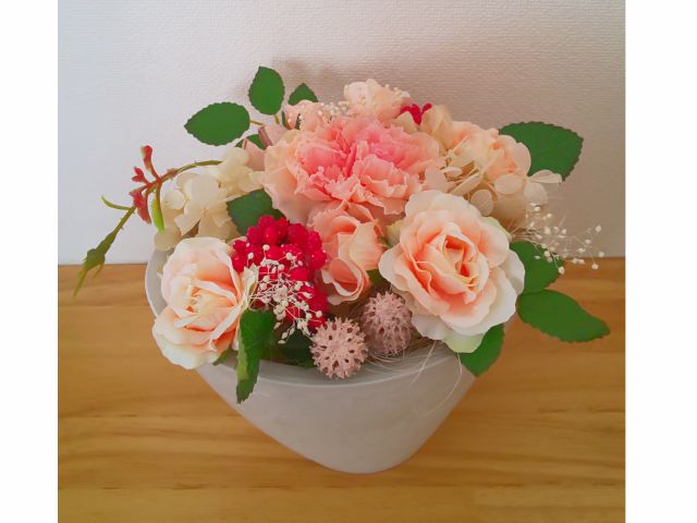 プレゼントにも プリザーブドフラワーカーネーションアレンジ Flower Momo じゃらん遊び体験 プレゼントにも プリザーブドフラワーカーネーションアレンジ Flower Momo じゃらん遊び体験
