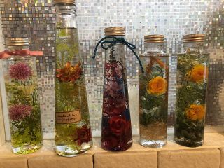 色々なサイズのボトルから選択できます。