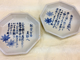 �����������M��