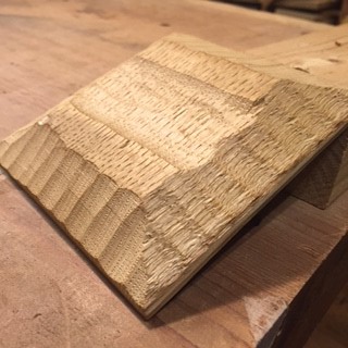 大人の木工教室】本格木彫りの皿づくり体験～日頃の喧騒を忘れて没頭