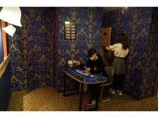 サスペンス好きの上級者におすすめ 難易度 カジノ ミステリ サスペンス シリーズ お勧め人数 2 6人 池袋徒歩6分 1組1部屋貸切 絶対空間リアル密室脱出ゲーム じゃらん遊び体験