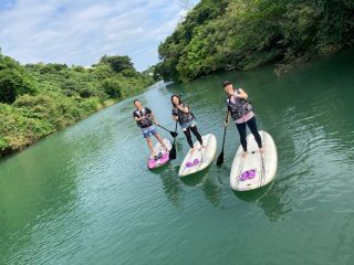 マングローブリバーをSUPで楽しむ。思い出に残る写真をパシャリ!