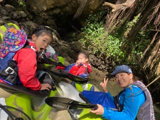 小さなお子様のいる家族も楽しめます♪休憩ポイントで記念撮影♪ はい!ポーズ★