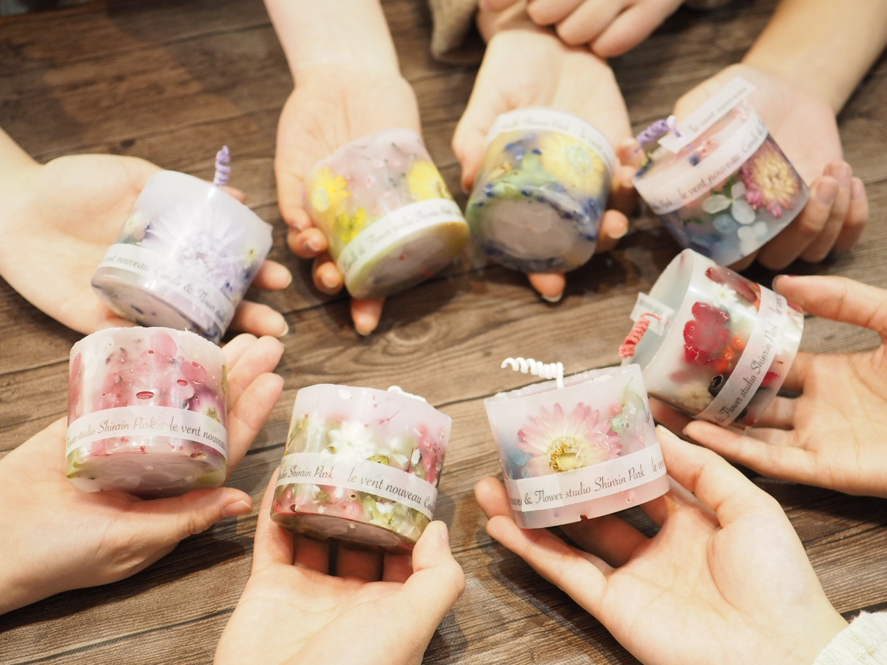☆ボタニカルキャンドル作り☆お花畑のような自分色のボタニカルキャンドルを2個作ろ...