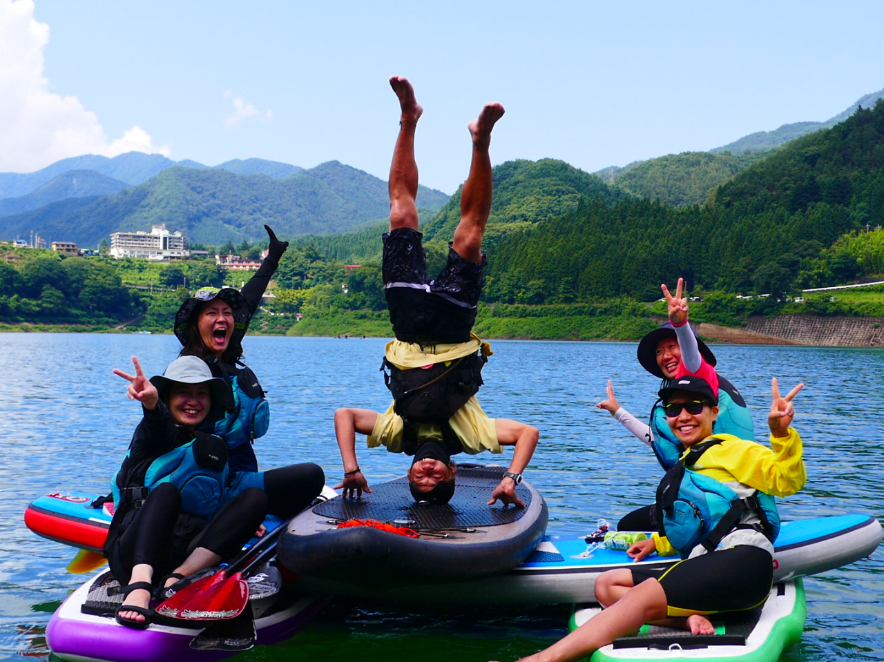 R-LABOのSUPは遊び方無限大!!おもしろそうなことは何でもやっちゃいます♪