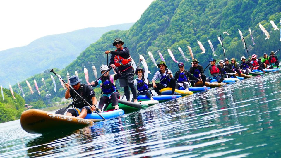 大人数でSUPを繋げたらSUPドラゴンの完成!