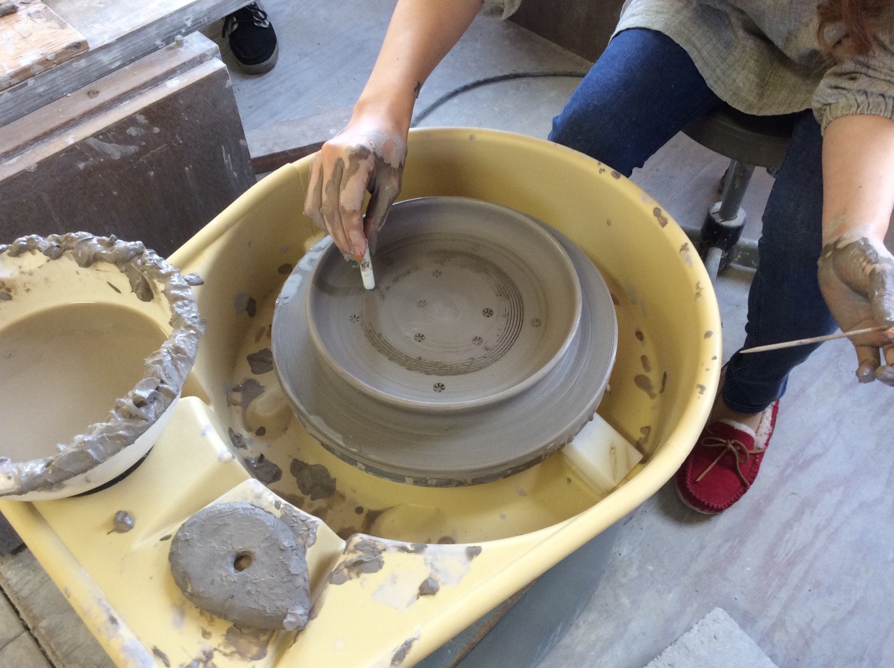 電動ロクロの様子