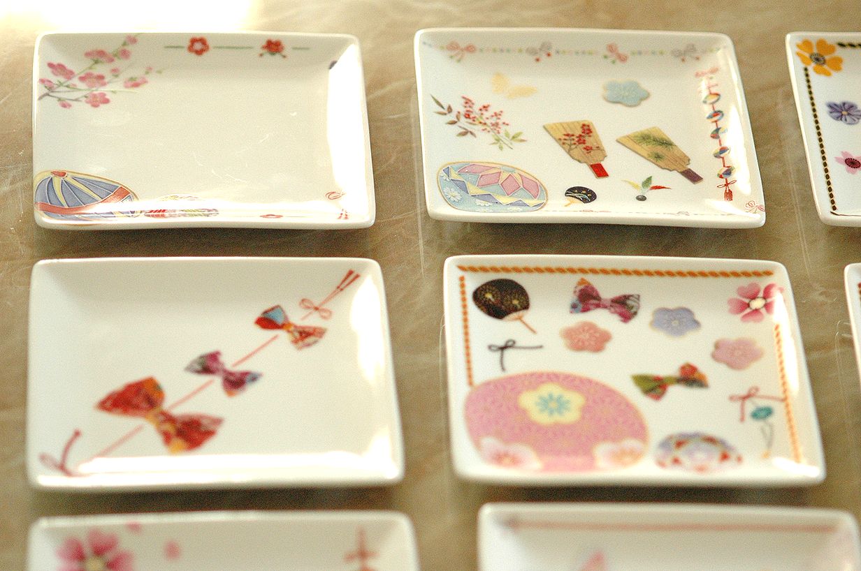 いろいろな絵柄のプレートが出来ます!