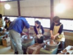 1人1台のろくろだから、匠になった気分♪