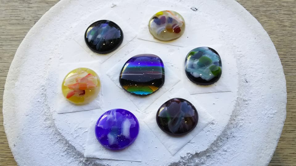 ガラス焼成徐冷後のガラストップ完成