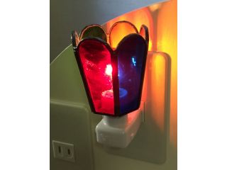 楽しかった一日の思い出に、ステンドグラスランプを持って帰りましょう。