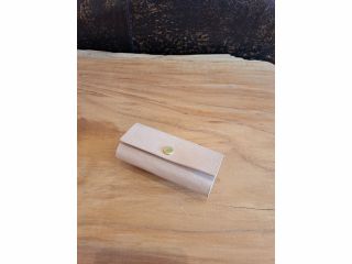 一枚革のステキなキーケース 縦11.5p×横5.5cm×厚み3p