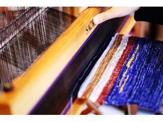 初めての方でもマフラーくらいが織れます。