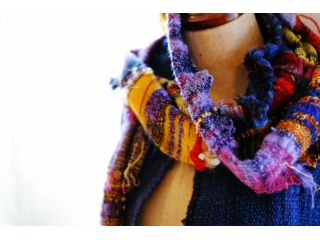 マフラーが織れます。