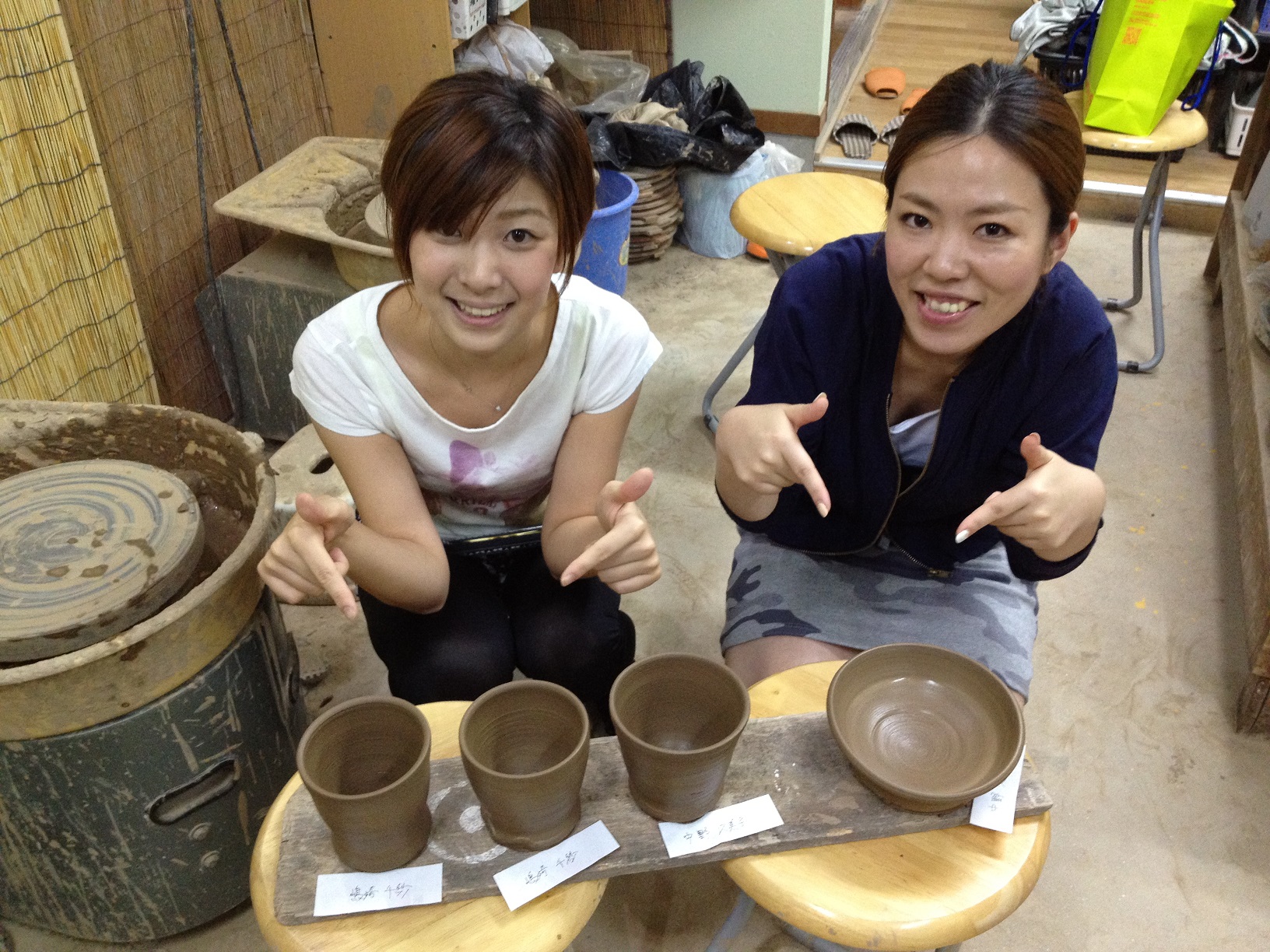 素焼きの器にお絵描き【陶芸・絵付け体験】小さなお子様歓迎♪♪/もん